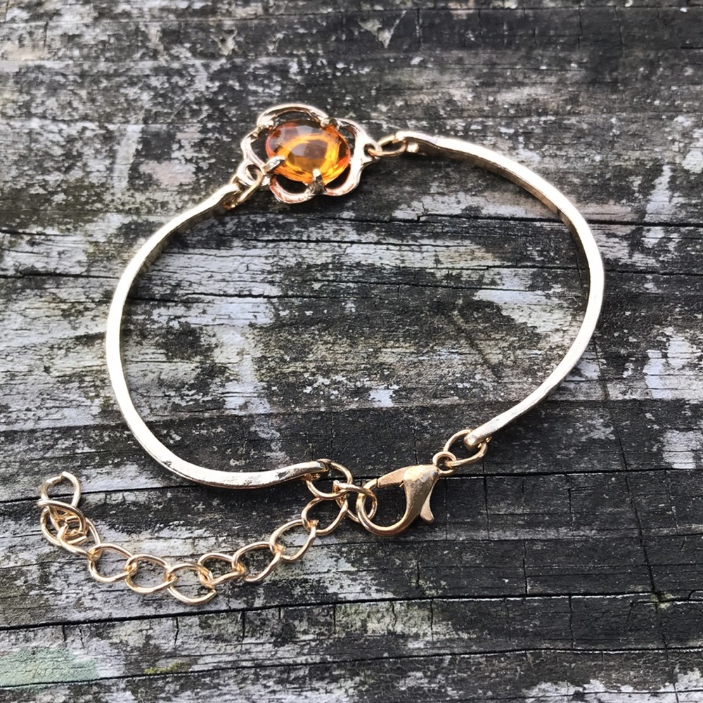 Spring| 🌸 Amber Bracelet - Picture 8 of 9